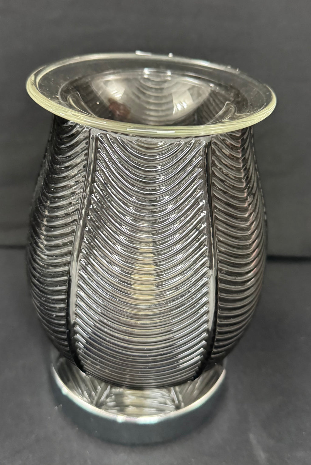 Ribbed Glass Electric Wax Melt Warmer - Smoke Black