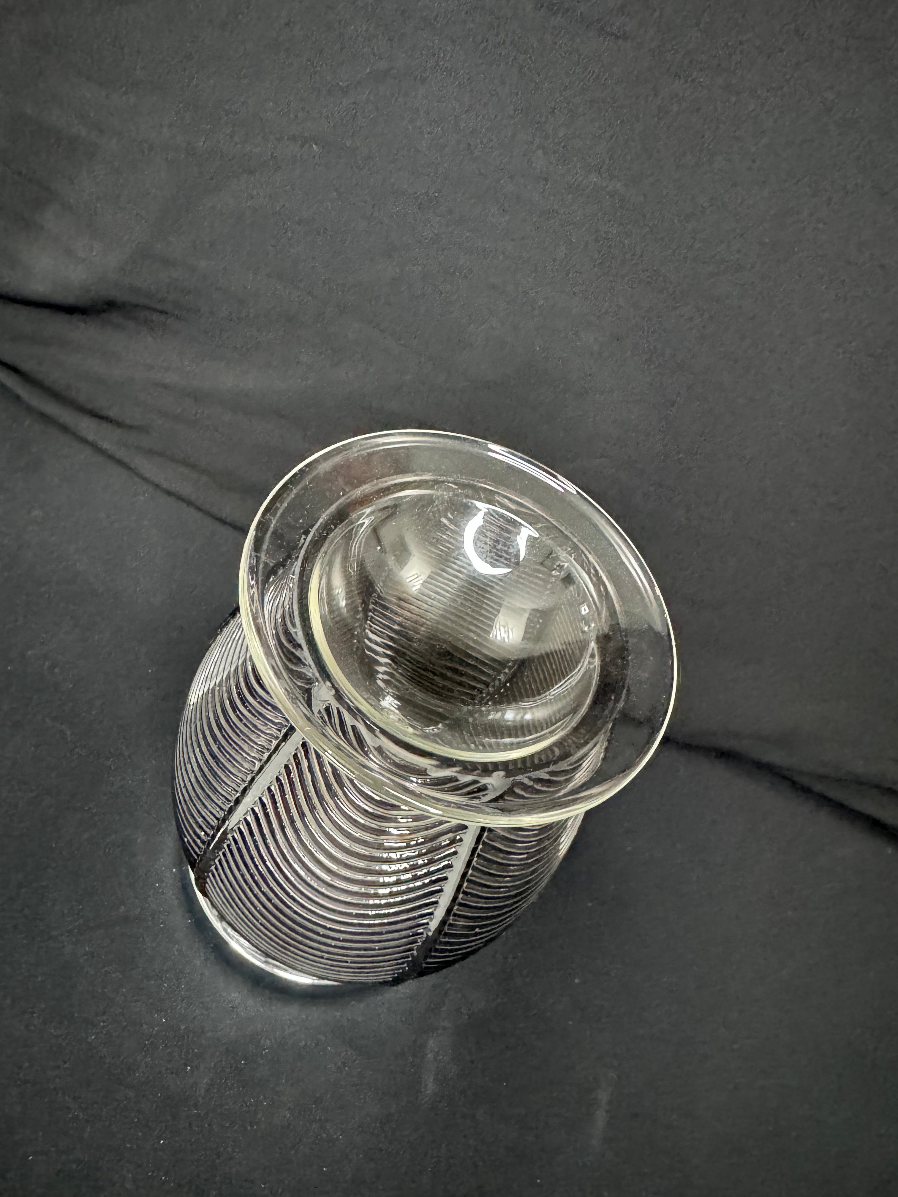 Ribbed Glass Electric Wax Melt Warmer - Smoke Black